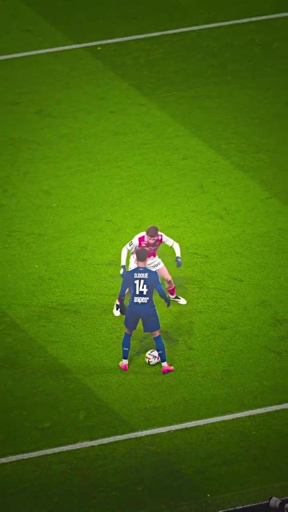 反向牛尾巴！慢鏡頭看杜埃這次極限博弈擺脫！